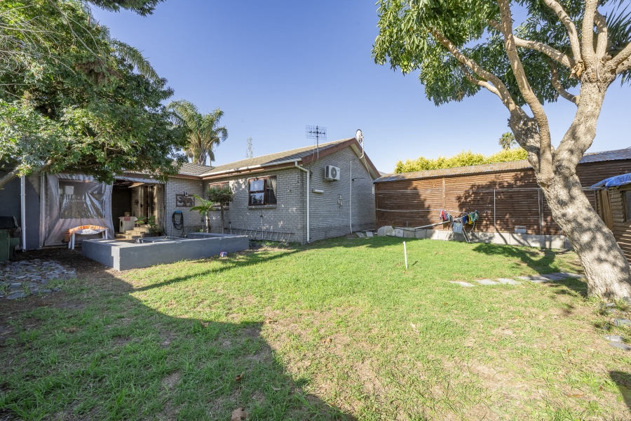 4 Bedroom Property for Sale in Protea Heights Western Cape